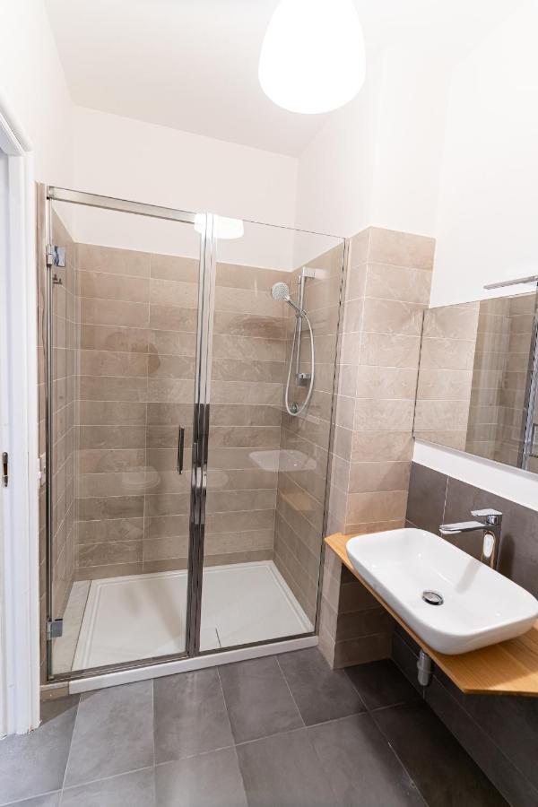 Luxury Coa Apartment Палермо Екстериор снимка